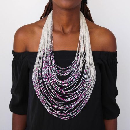 AOKO beaded fringe necklace to be worn in any occasion.