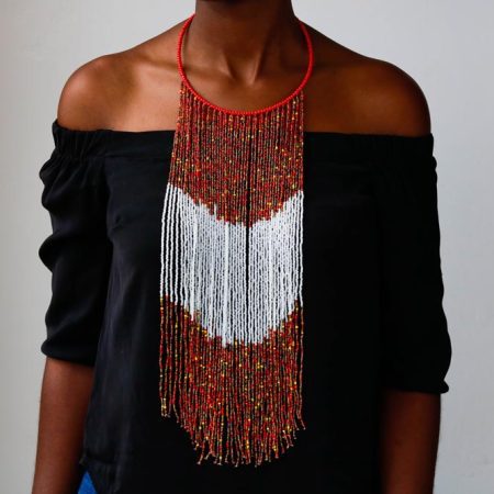 ATAHO African beaded pendant necklace to be worn in any occasion.