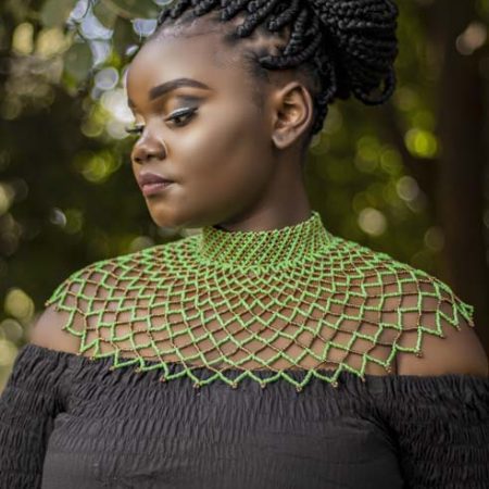 AZIBO African wedding necklace is an elegant necklace to be worn in all occasions.